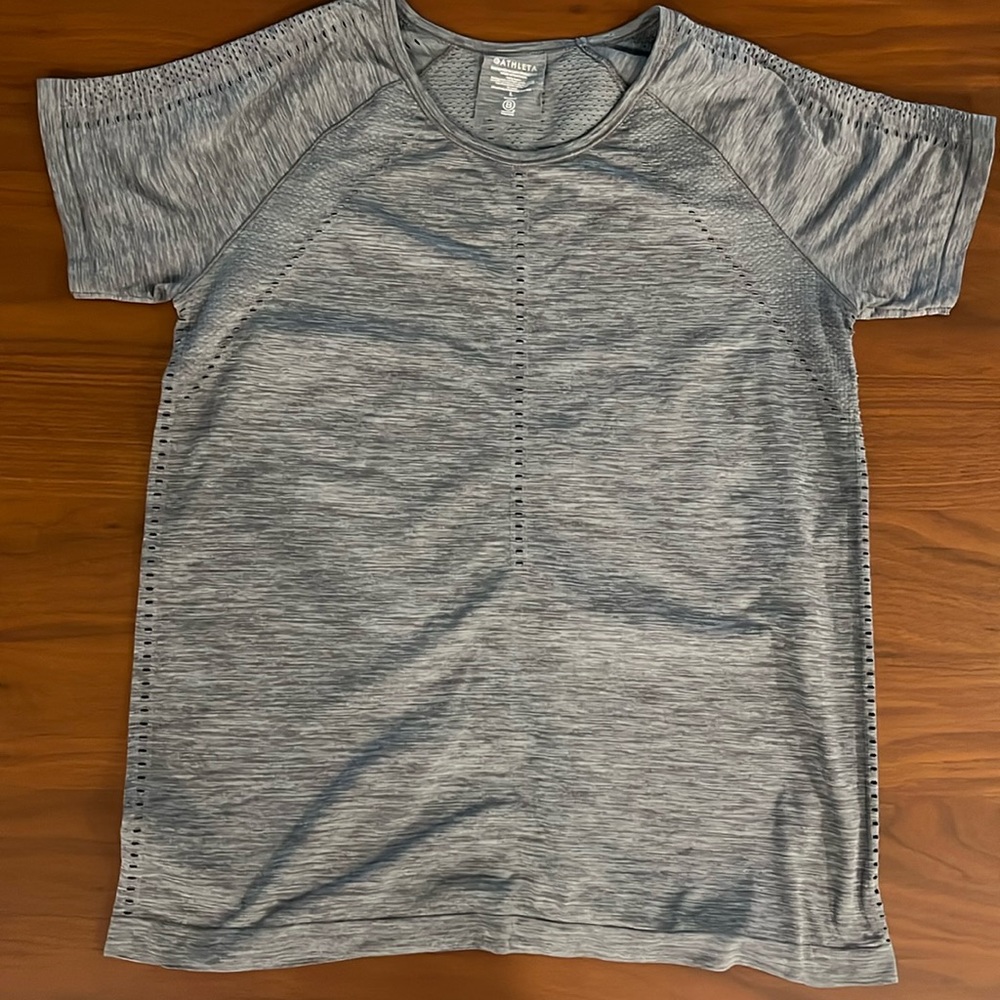 Athleta Foothill Grey Top Size Large